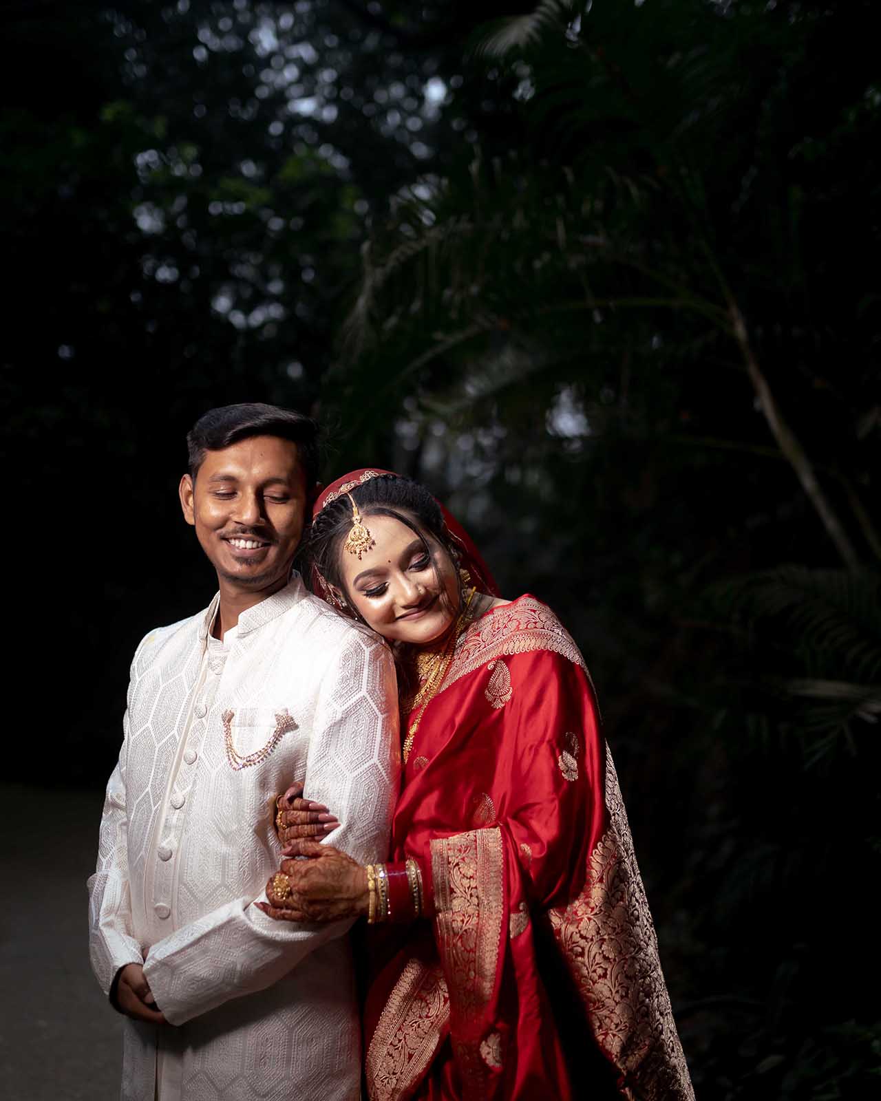 Wedding photoshoot in Dhaka by Crimson Photography facebook.com/crimsonsnap WhatsApp: +8801521211109 Mail: crimsonsnapbd@gmail.com